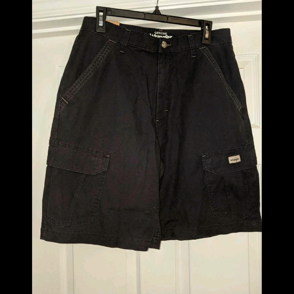 Wrangler Brand Cargo Shorts Size 32